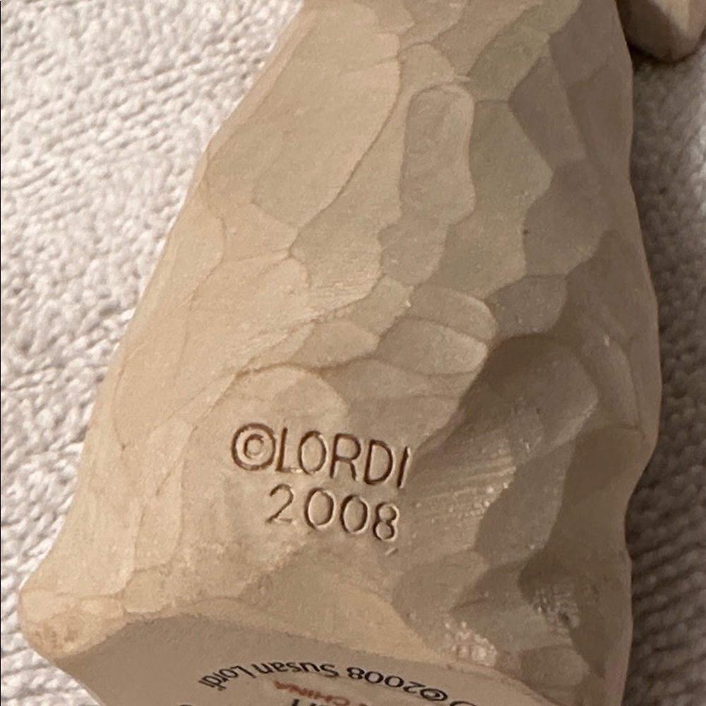 WILLOW TREE “Truly Golden” Figurine - Picture 8 of 8